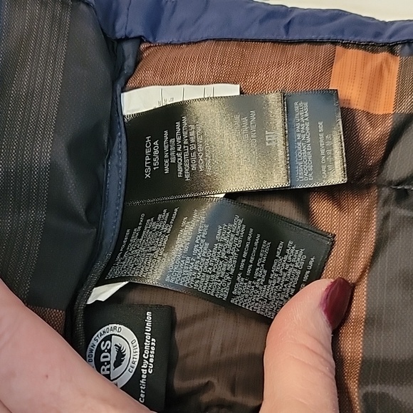 Marmot strollbridge parka, Arctic Navy - MSRP $325 700 fill - Picture 9 of 12